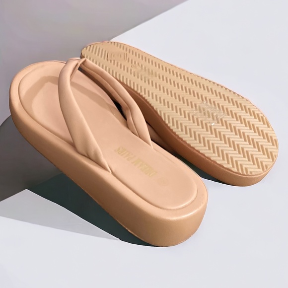 Dream Pairs Platform Blush Flip Flop/Women's Sandals/Casual Sandals/Color: Blush - Picture 1 of 6